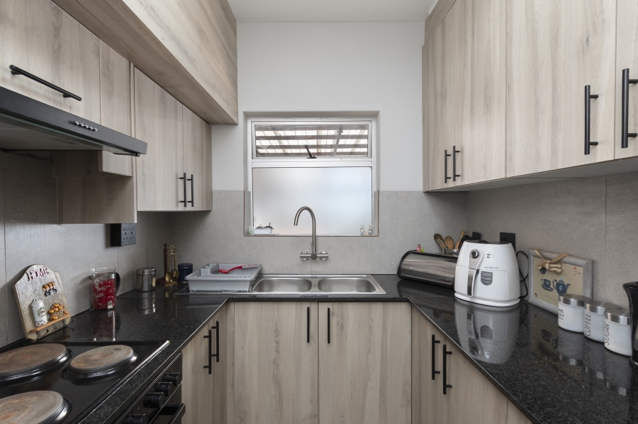 2 Bedroom Property for Sale in Strand North Western Cape